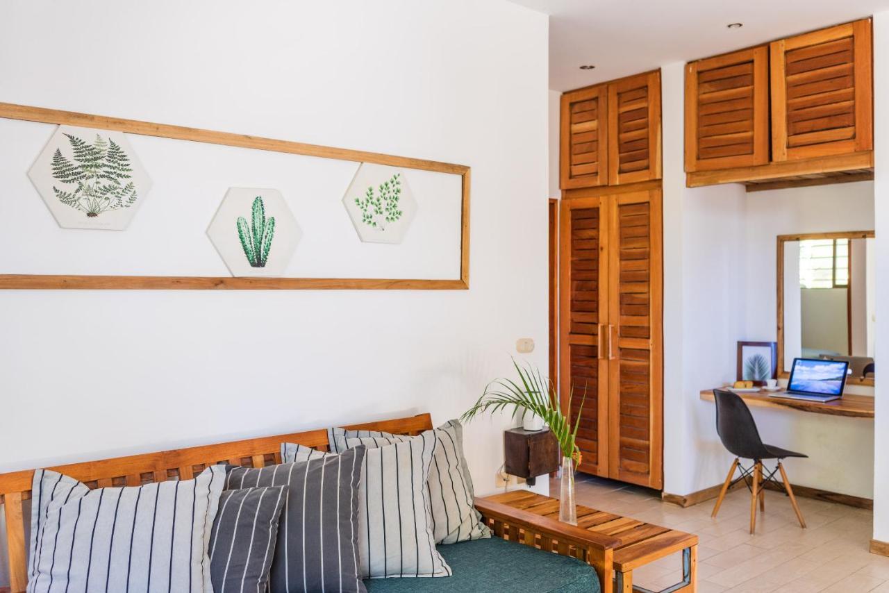 Nautilus Surf & Yoga Villas Santa Teresa Playa Santa Teresa  Exterior photo